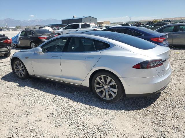 Photo 2 from auction – 2015 TESLA MODEL S 85 with VIN 5YJSA1H27FFP69364