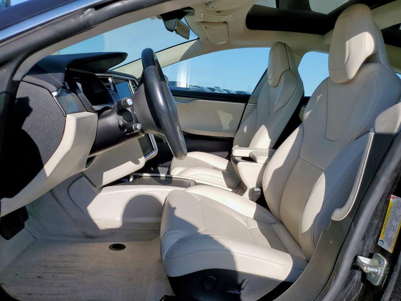 Photo 7 from auction – 2017 TESLA MODEL S with VIN 5YJSA1E23HF233633