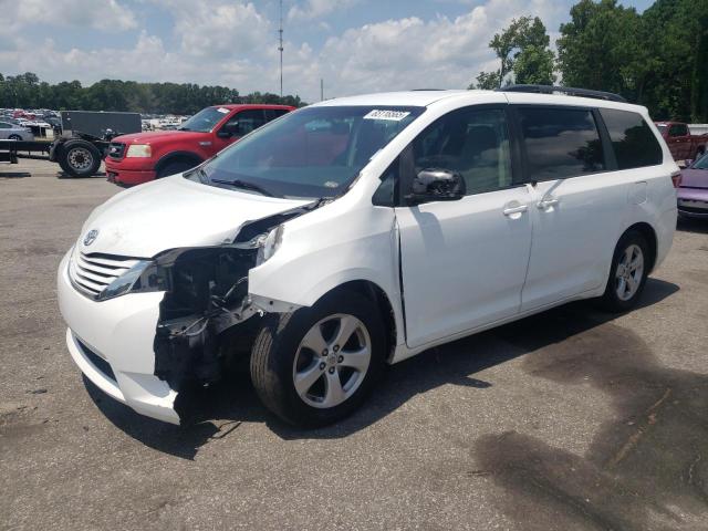 Photo 1 from auction – 2015 TOYOTA SIENNA LE with VIN 5TDKK3DC3FS657244