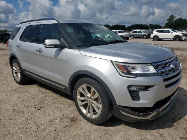 Photo 4 from auction – 2018 FORD EXPLORER L with VIN 1FM5K7F84JGB52518
