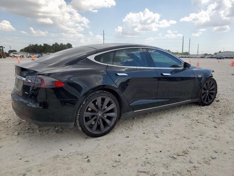 Photo 3 from auction – 2016 TESLA MODEL S with VIN 5YJSA1E22GF132629