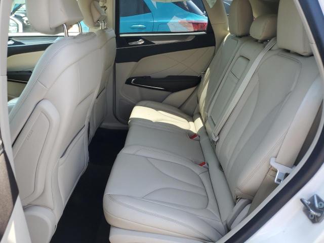 Photo 11 from auction – 2019 LINCOLN MKC with VIN 5LMCJ1D90KUL29570