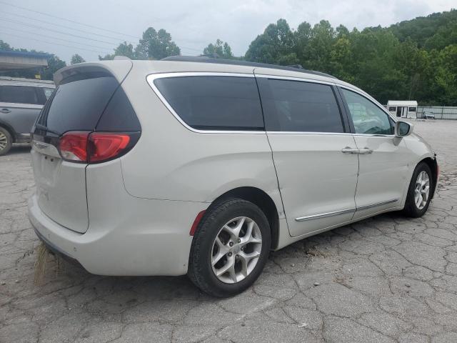 Photo 3 from auction – 2017 CHRYSLER PACIFICA T with VIN 2C4RC1BG8HR608963