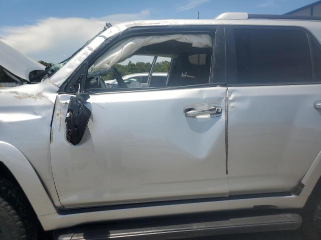 Photo 7 from auction – 2011 TOYOTA 4RUNNER SR with VIN JTEZU5JR5B5028996