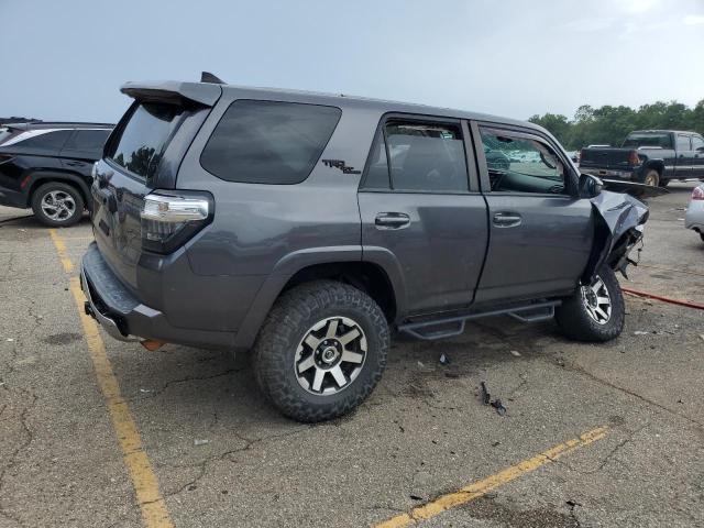 Photo 3 from auction – 2020 TOYOTA 4RUNNER with VIN JTEBU5JRXL5748930