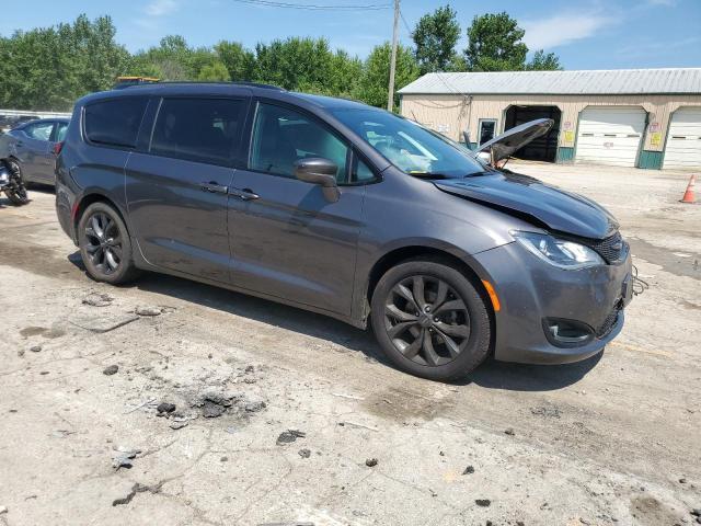 Photo 4 from auction – 2018 CHRYSLER PACIFICA T with VIN 2C4RC1BG8JR362437