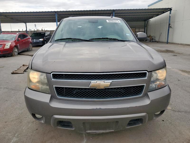 Photo 5 from auction – 2011 CHEVROLET TAHOE C150 with VIN 1GNSCBE01BR321815