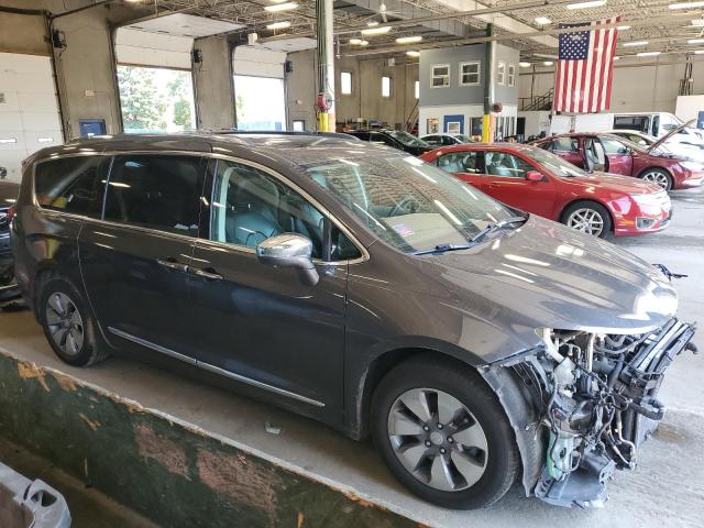 Photo 4 from auction – 2017 CHRYSLER PACIFICA E with VIN 2C4RC1N70HR748873