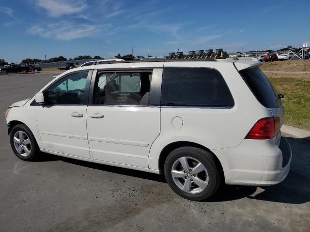 Photo 2 from auction – 2011 VOLKSWAGEN ROUTAN with VIN 2V4RW3DGXBR621792