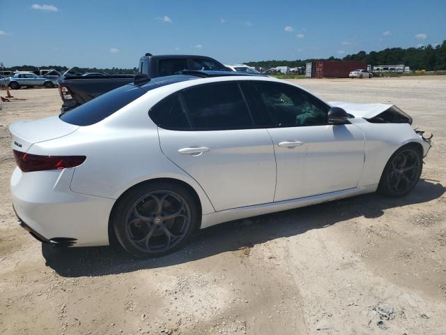 Photo 3 from auction – 2018 ALFA ROMEO GIULIA TI with VIN ZARFAECN3J7599728