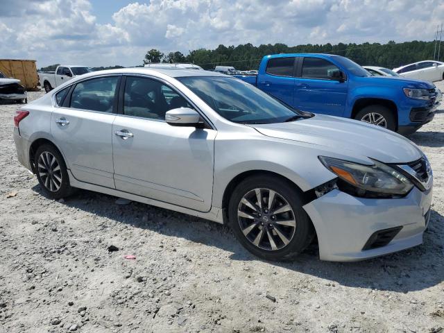 Photo 4 from auction – 2017 NISSAN ALTIMA 2.5 with VIN 1N4AL3AP5HC219870