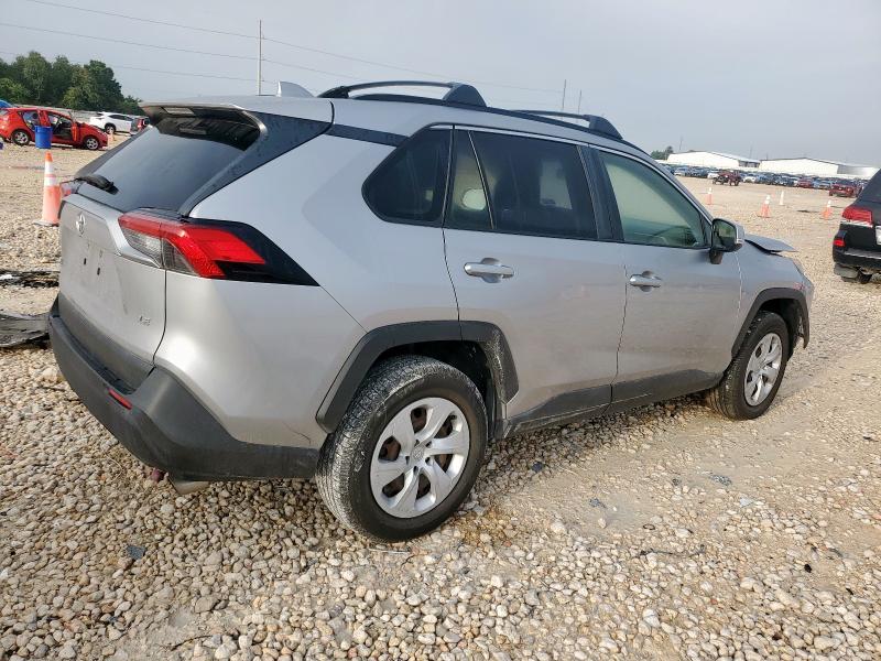 Photo 3 from auction – 2019 TOYOTA RAV4 LE with VIN JTMK1RFV4KD501496