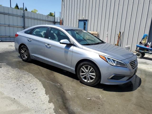 Photo 4 from auction – 2016 HYUNDAI SONATA SE with VIN 5NPE24AF8GH331545