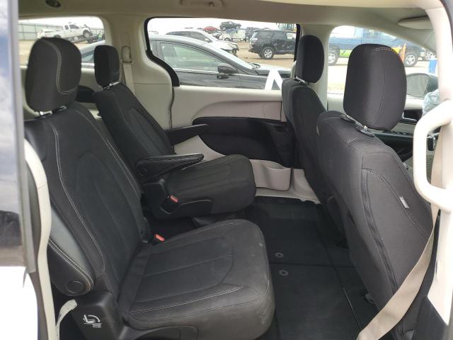 Photo 11 from auction – 2023 CHRYSLER VOYAGER with VIN 2C4RC1CG7PR516143