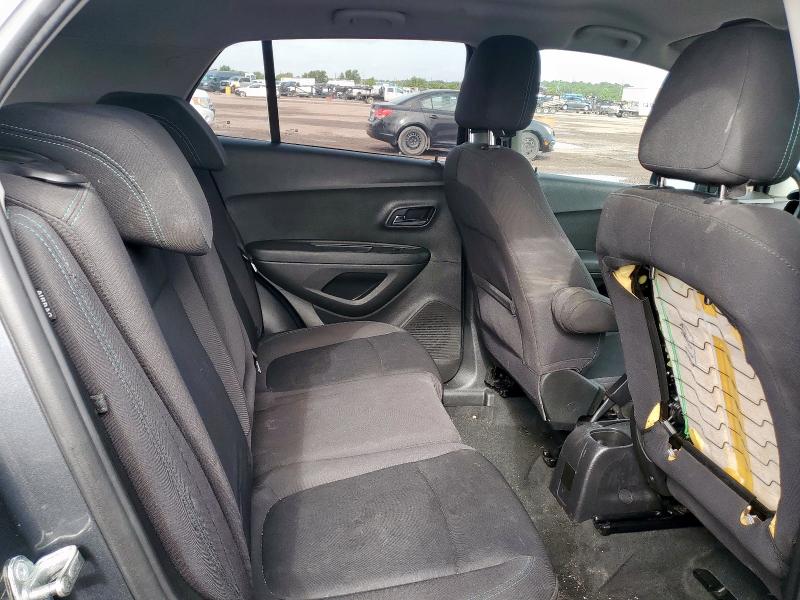 Photo 10 from auction – 2016 CHEVROLET TRAX LS with VIN 3GNCJKSB0GL231201