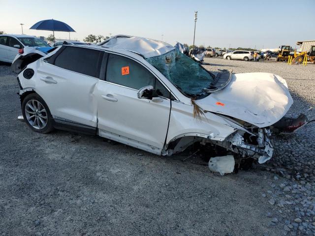 Photo 4 from auction – 2017 LINCOLN MKC SELECT with VIN 5LMCJ2C96HUL08366