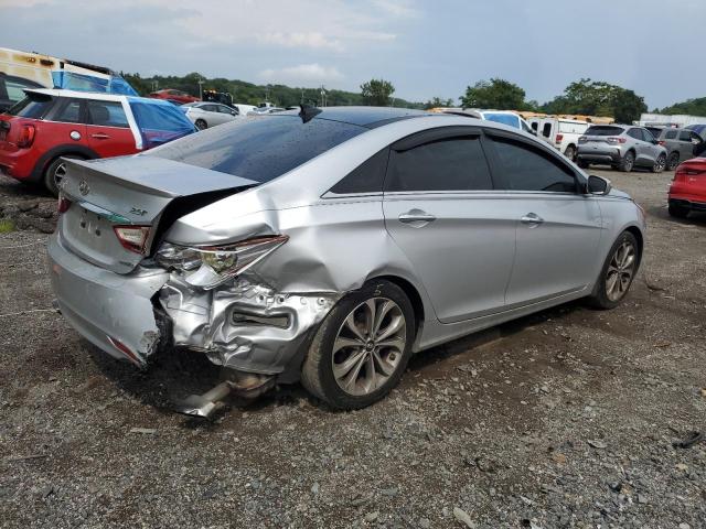 Photo 3 from auction – 2013 HYUNDAI SONATA SE with VIN 5NPEC4AB5DH687828