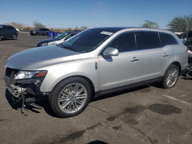 LINCOLN MKT 2019 with VIN 2LMHJ5AT9KBL03253 - Photo from auction