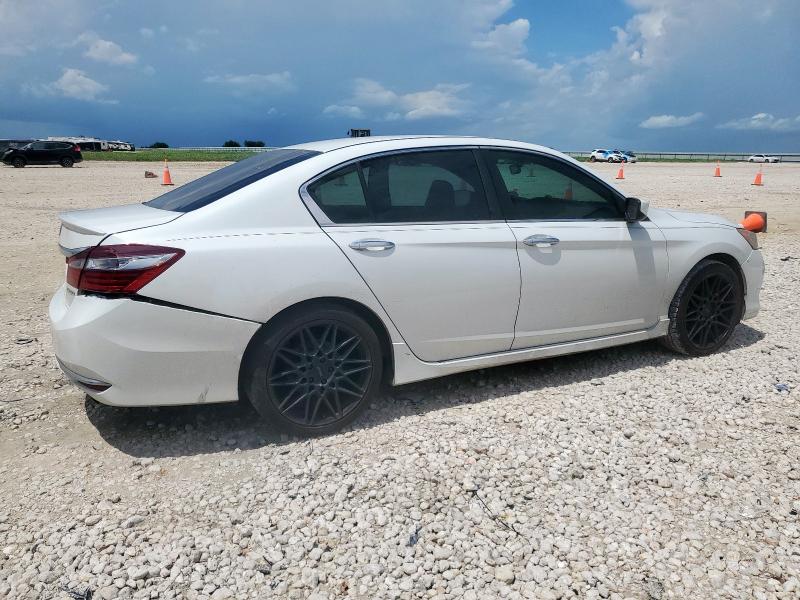Photo 3 from auction – 2017 HONDA ACCORD SPO with VIN 1HGCR2F59HA285449