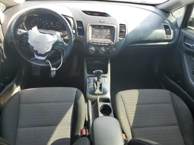 Photo 8 from auction – 2017 KIA FORTE LX with VIN 3KPFL4A77HE115606