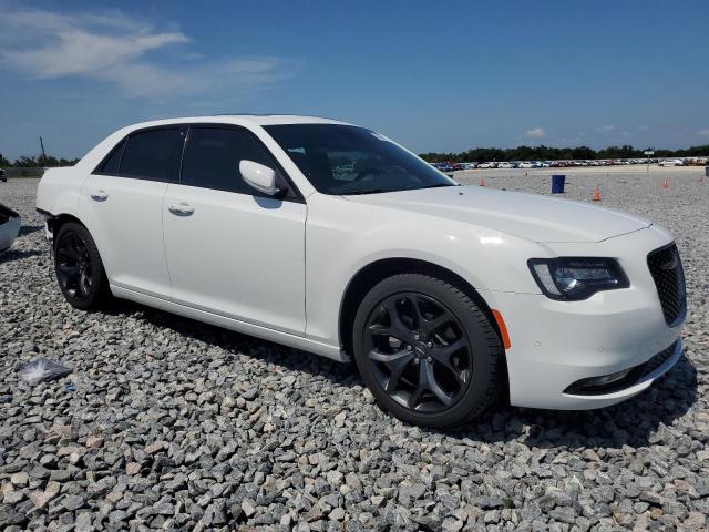 Photo 4 from auction – 2023 CHRYSLER 300 S with VIN 2C3CCABG1PH510159