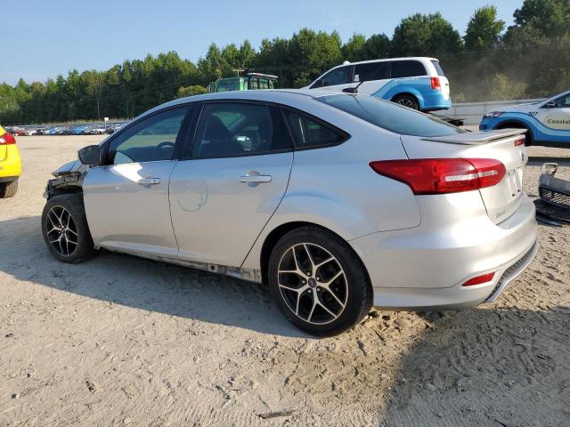 Photo 2 from auction – 2015 FORD FOCUS SE with VIN 1FADP3F24FL304825
