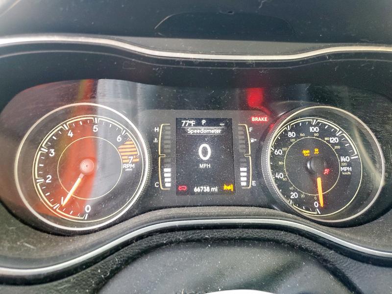 Photo 9 from auction – 2021 JEEP CHEROKEE L with VIN 1C4PJLLBXMD107260