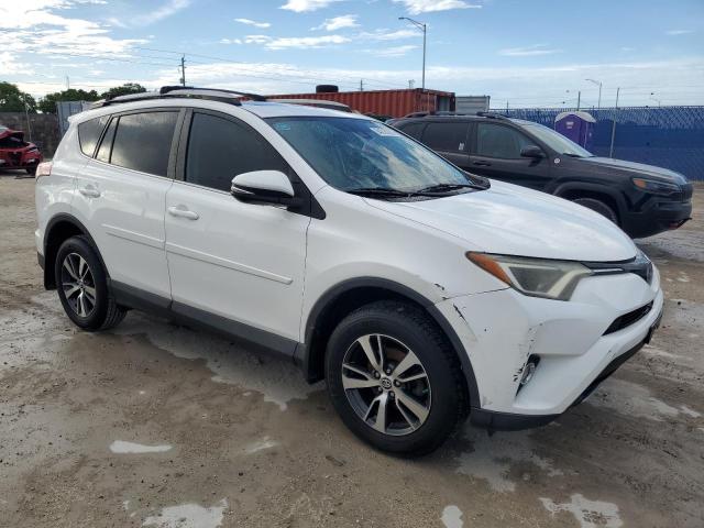 Photo 4 from auction – 2017 TOYOTA RAV4 XLE with VIN 2T3WFREV5HW337126