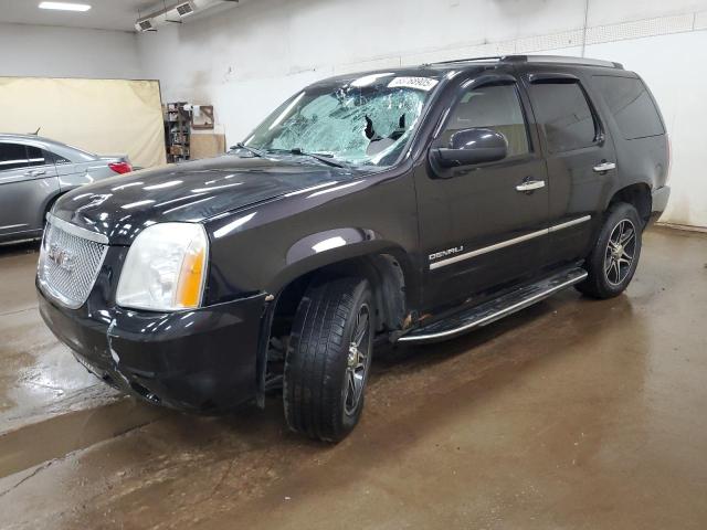 GMC YUKON DENA 2010 with VIN 1GKUKEEF8AR128753 - Photo from auction