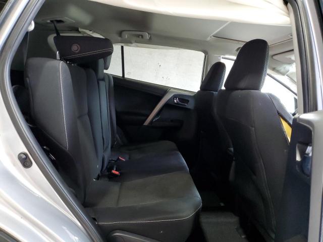 Photo 11 from auction – 2017 TOYOTA RAV4 XLE with VIN 2T3RFREV1HW578369