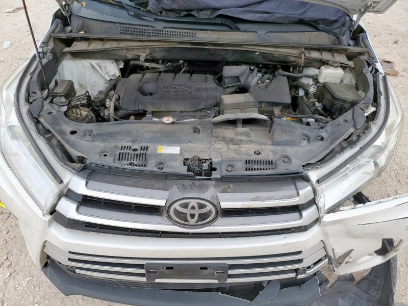 Photo 12 from auction – 2019 TOYOTA HIGHLANDER with VIN 5TDZARFH0KS056476