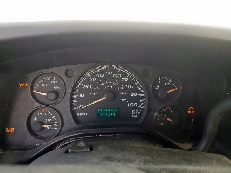 Photo 9 from auction – 2005 CHEVROLET EXPRESS G2 with VIN 1GCGG29V851114768