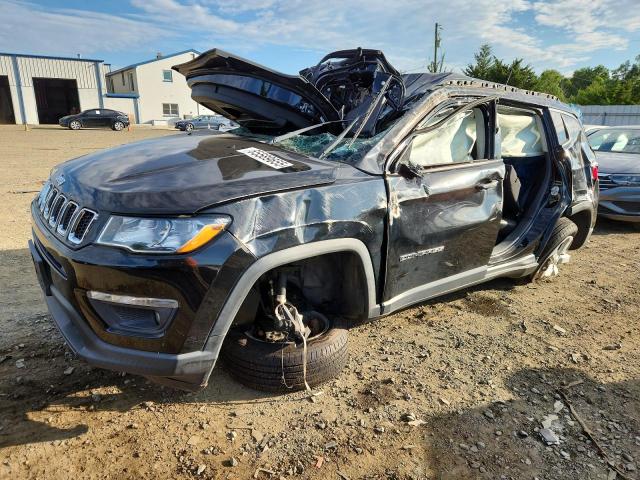 JEEP COMPASS LA 2018 with VIN 3C4NJDBB9JT313836 - Photo from auction
