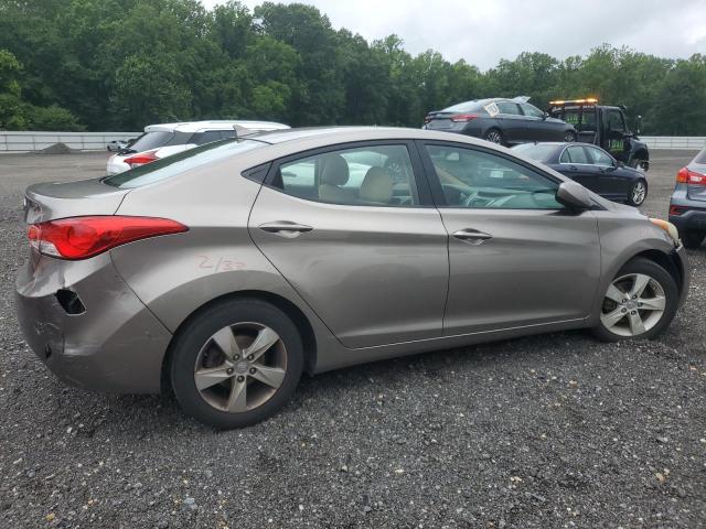 Photo 3 from auction – 2012 HYUNDAI ELANTRA GL with VIN 5NPDH4AE3CH093258