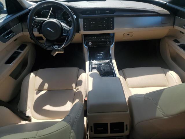 Photo 8 from auction – 2017 JAGUAR XF PREMIUM with VIN SAJBD4BN6HCY42642