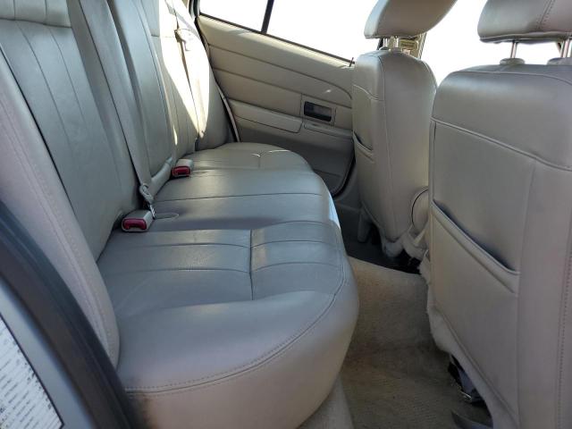 Photo 10 from auction – 2011 FORD CROWN VICT with VIN 2FABP7EV6BX170262