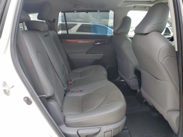 Photo 11 from auction – 2020 TOYOTA HIGHLANDER with VIN 5TDDZRBH8LS047499