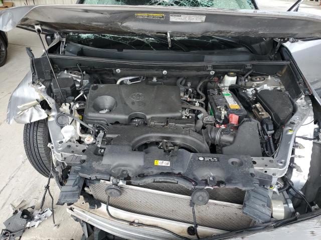 Photo 11 from auction – 2020 TOYOTA RAV4 XLE with VIN 2T3W1RFVXLC080648