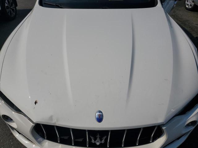 Photo 12 from auction – 2018 MASERATI LEVANTE with VIN ZN661XUA7JX295950