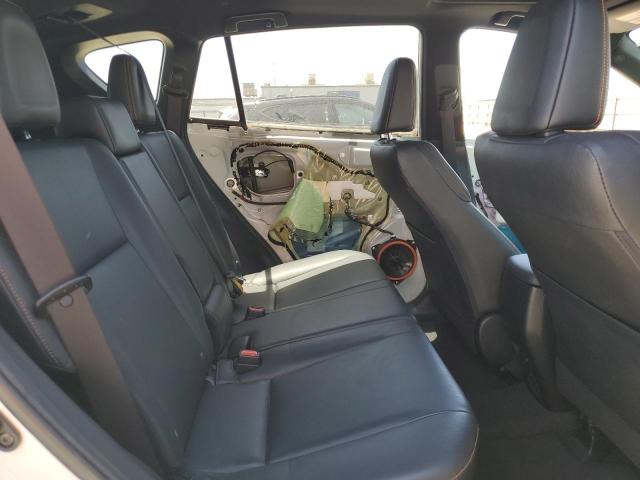 Photo 10 from auction – 2016 TOYOTA RAV4 SE with VIN JTMNFREV8GJ091021