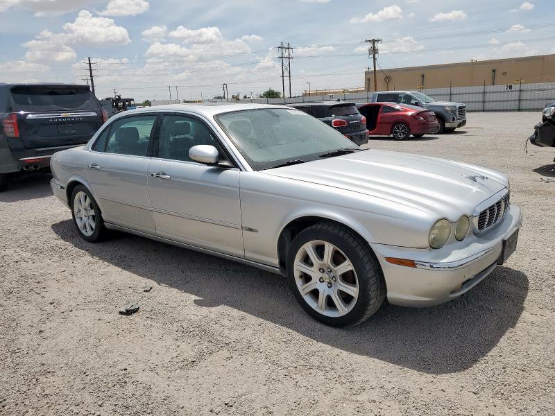 Photo 4 from auction – 2005 JAGUAR XJ8 with VIN SAJWA79C35SG43777