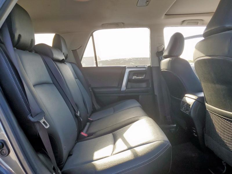 Photo 11 from auction – 2019 TOYOTA 4RUNNER SR with VIN JTEZU5JR5K5210746