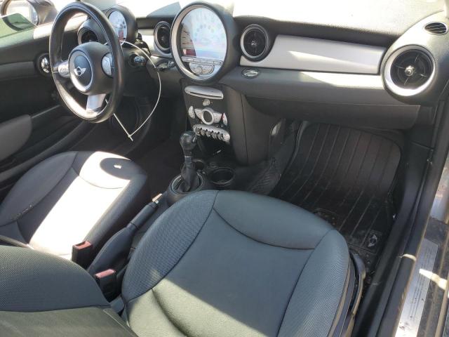 Photo 8 from auction – 2010 MINI COOPER with VIN WMWMF3C55ATZ21443