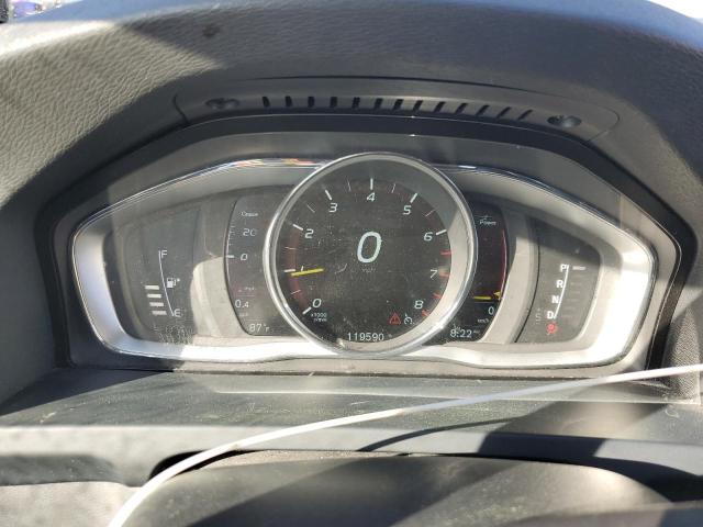 Photo 9 from auction – 2015 VOLVO V60 PREMIE with VIN YV140MEK3F1267861