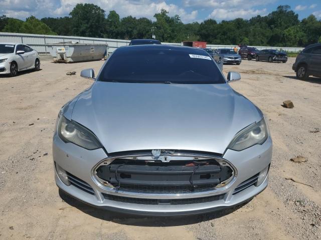 Photo 5 from auction – 2014 TESLA MODEL S with VIN 5YJSA1H24EFP62404