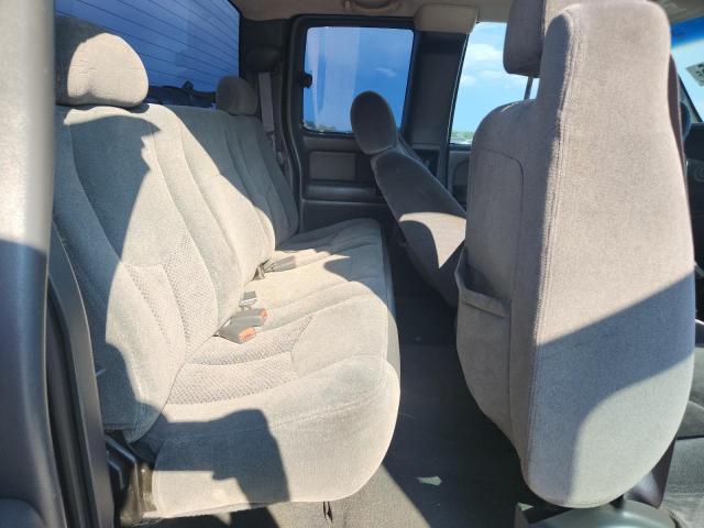 Photo 10 from auction – 2003 CHEVROLET SILVERADO with VIN 1GCEK19T53E304872