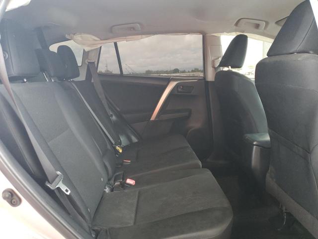 Photo 11 from auction – 2015 TOYOTA RAV4 LE with VIN JTMZFREV9FD055708