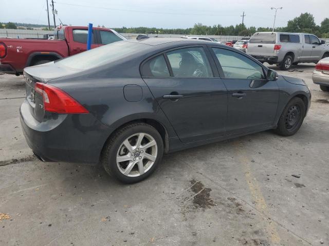 Photo 3 from auction – 2015 VOLVO S60 with VIN YV126MFJ6F2360489