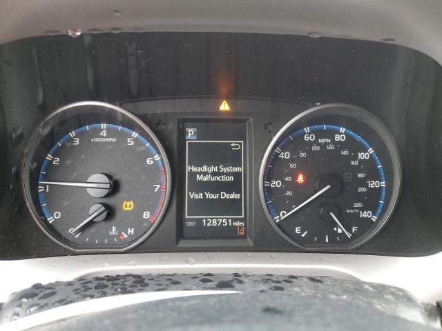 Photo 9 from auction – 2017 TOYOTA RAV4 XLE with VIN JTMWFREV5HJ701401
