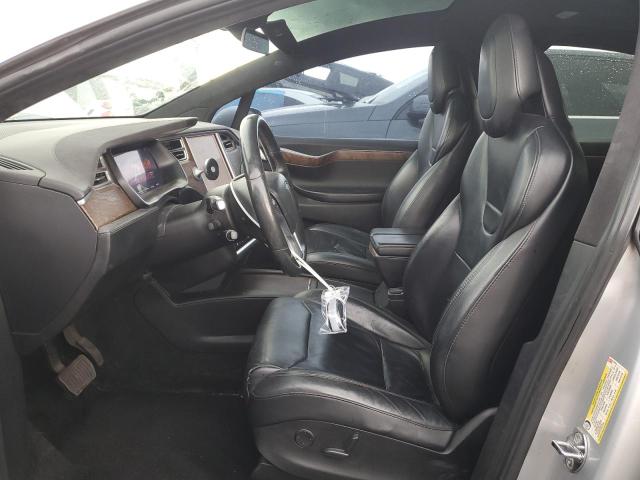 Photo 7 from auction – 2017 TESLA MODEL X with VIN 5YJXCAE28HF054052